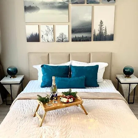 Magri Luxurious A42 Gardens شقة