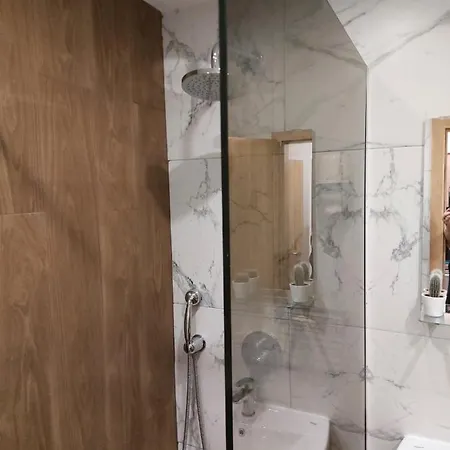Magri Luxurious A42 Gardens Apartment *