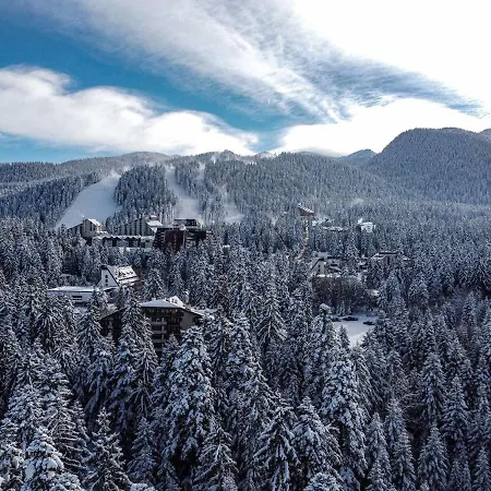 Magri Luxurious A42 Gardens Apartment Borovets