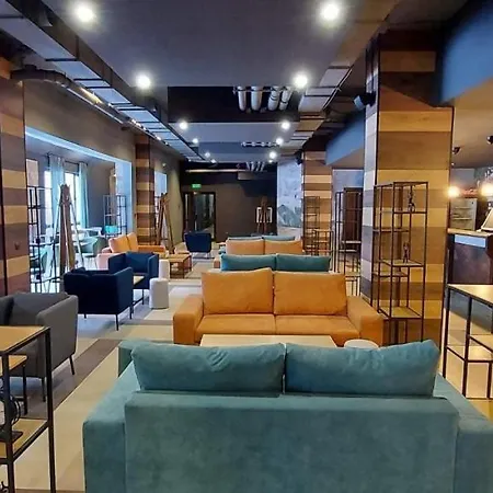 Magri Luxurious A42 Gardens