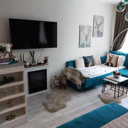 Magri Luxurious A42 Gardens *